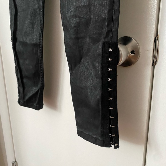 Zara Jeans Nwt Zara Jeans Super Skinny Coated Black Size 4 Trafaluc - Picture 4 of 5